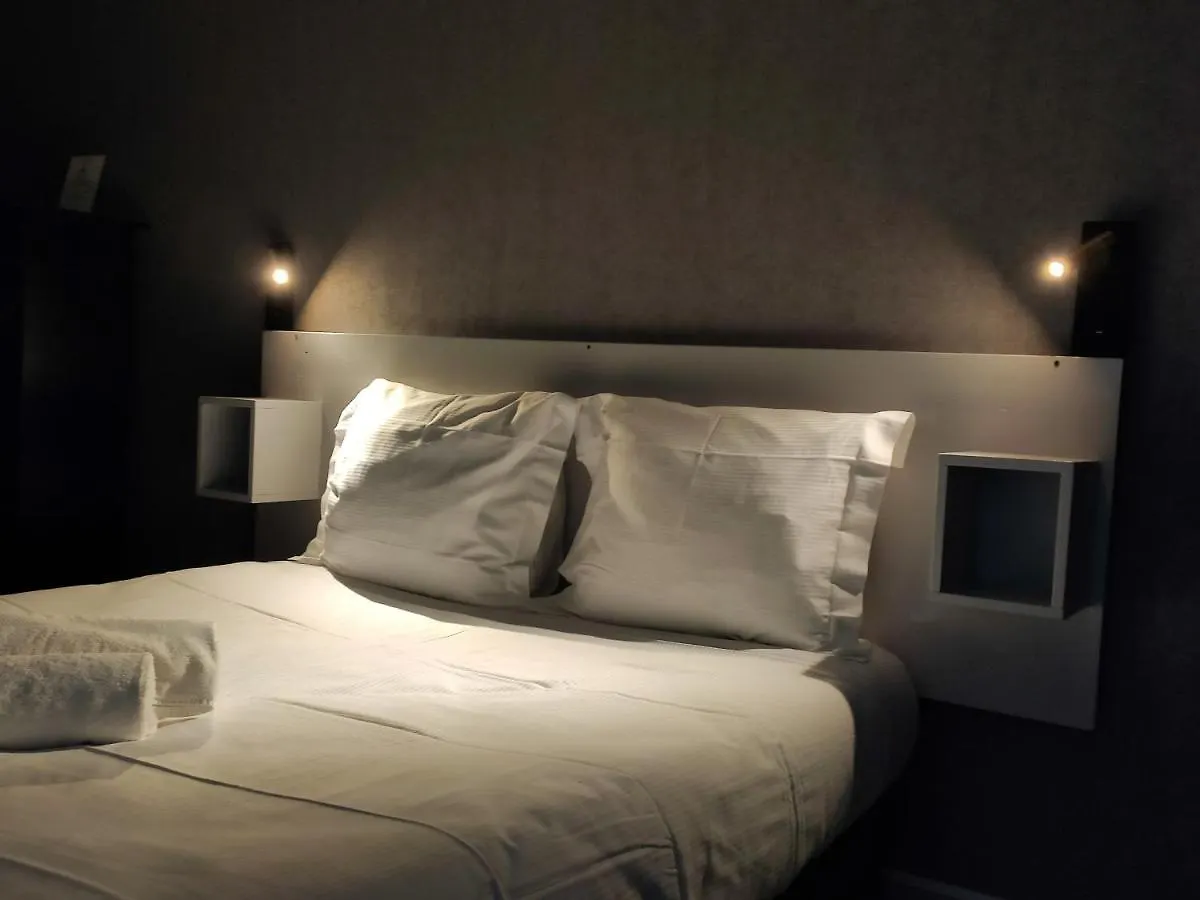 Bar Hotel Du Centre Montrevel-en-Bresse 3*,  France